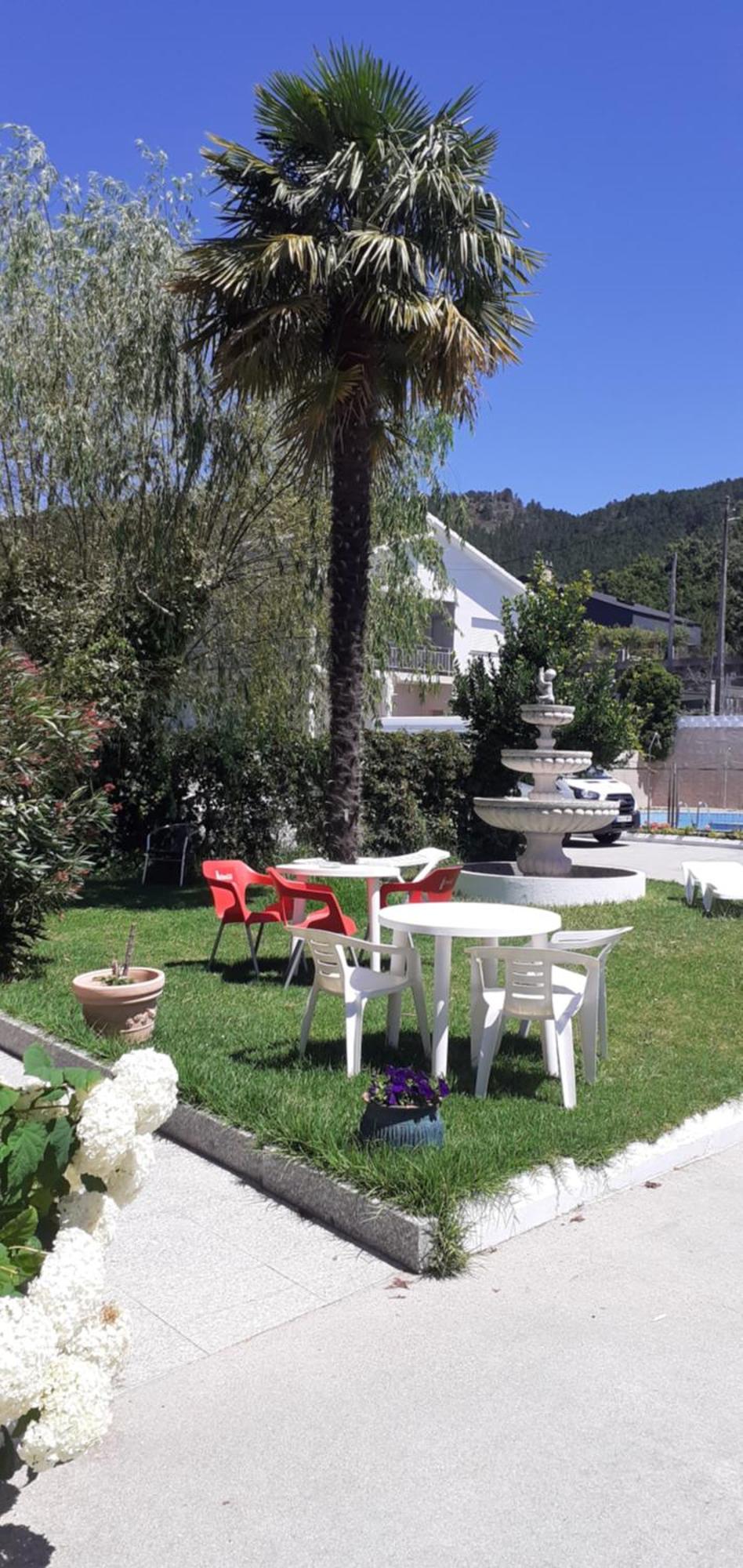 Hostal Entrimena 2 Entrimo Zewnętrze zdjęcie